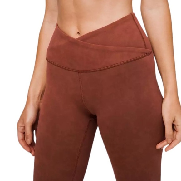 Lululemon High-Rise Tights 4 Always On
Sky Wash Print Rustic Crisscross - Picture 7 of 12